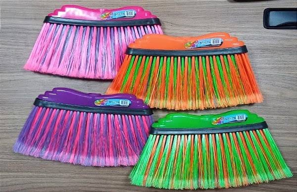 Vassoura Color Mais